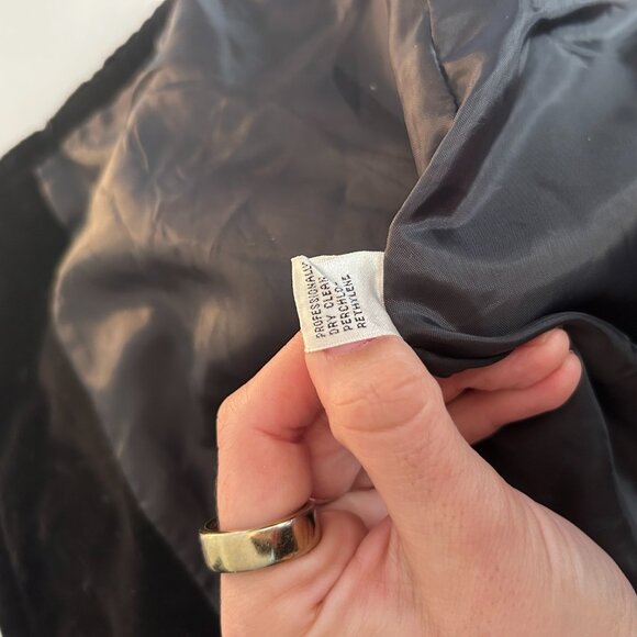 Vintage 1980s Japanese Black Velvet Frog Closure Jacket Women's Small - Picture 10 of 11